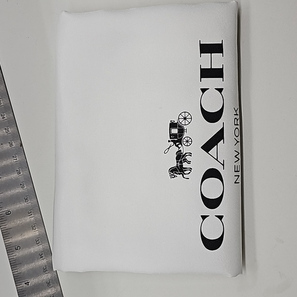 Coach Turnlock Ladies Pebbled Leather Tote MEDIUM Handbag 57107 NEW WITH… - Picture 12 of 12